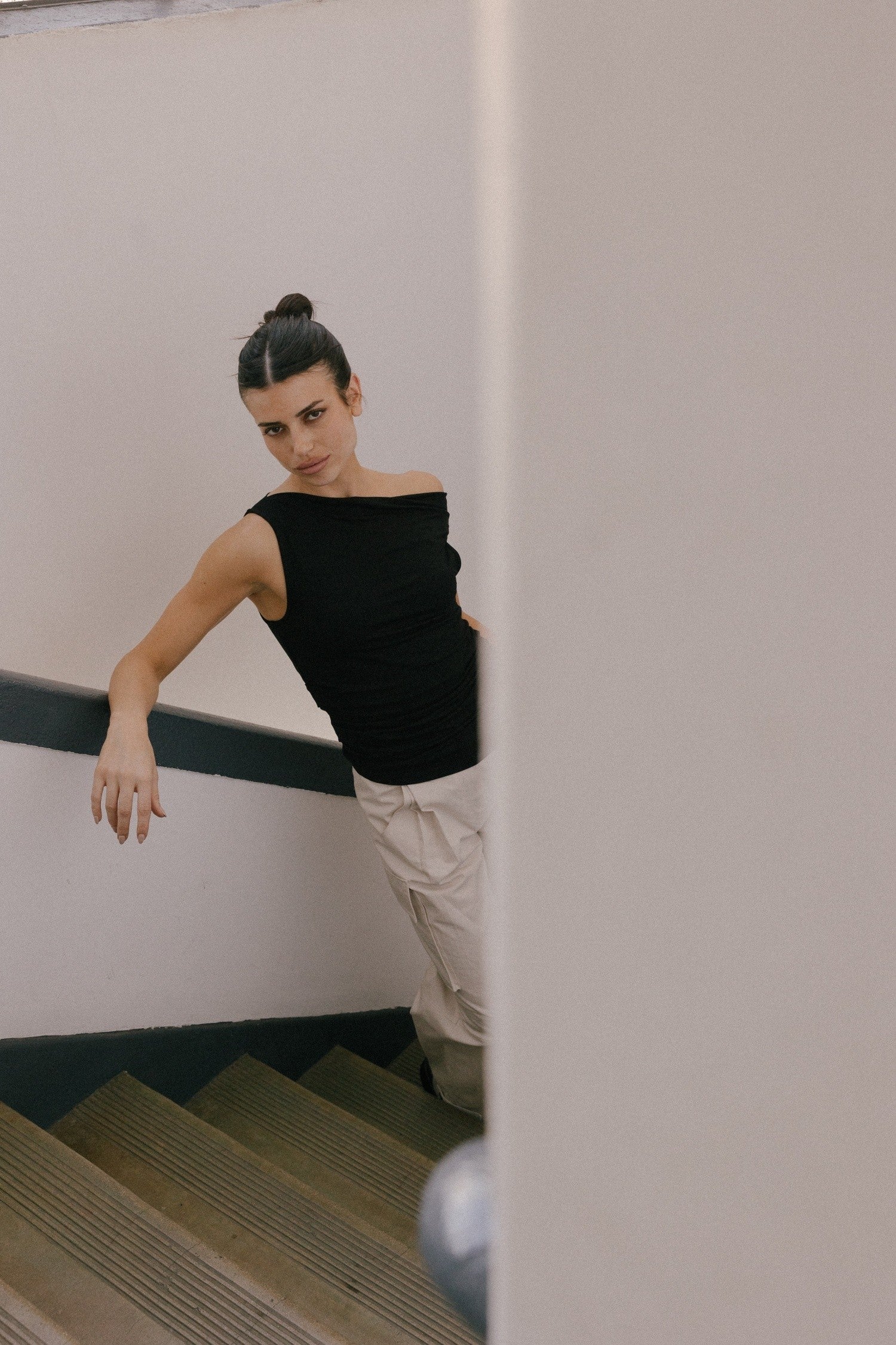 ALL ROW EMILIA TOP BLACK